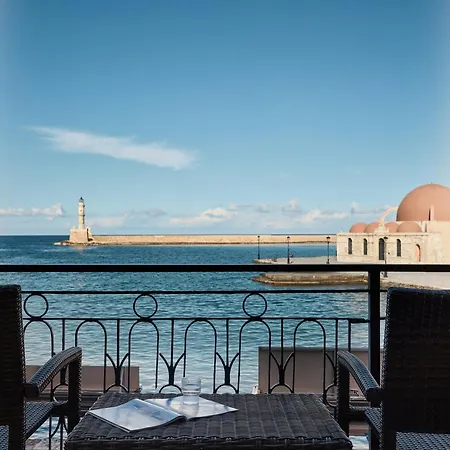 Guest house Domus Fresco 3*